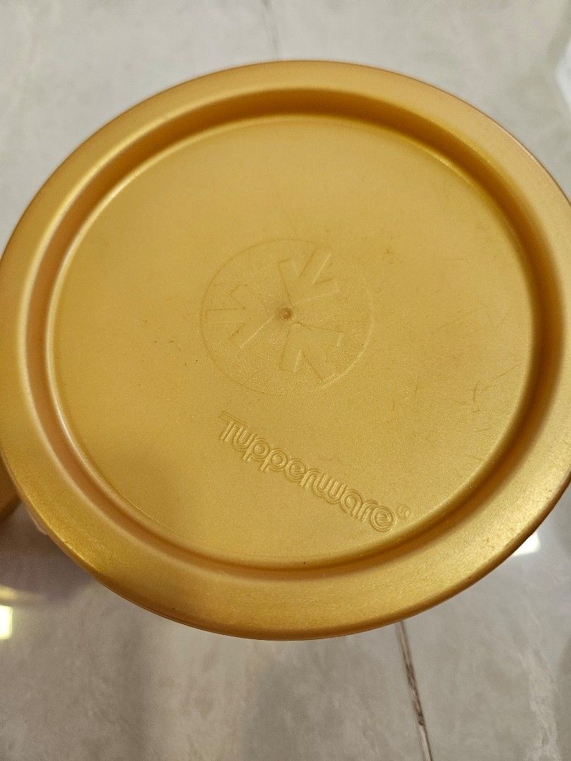 One Touch Tupperware gold canisters474602891694592001