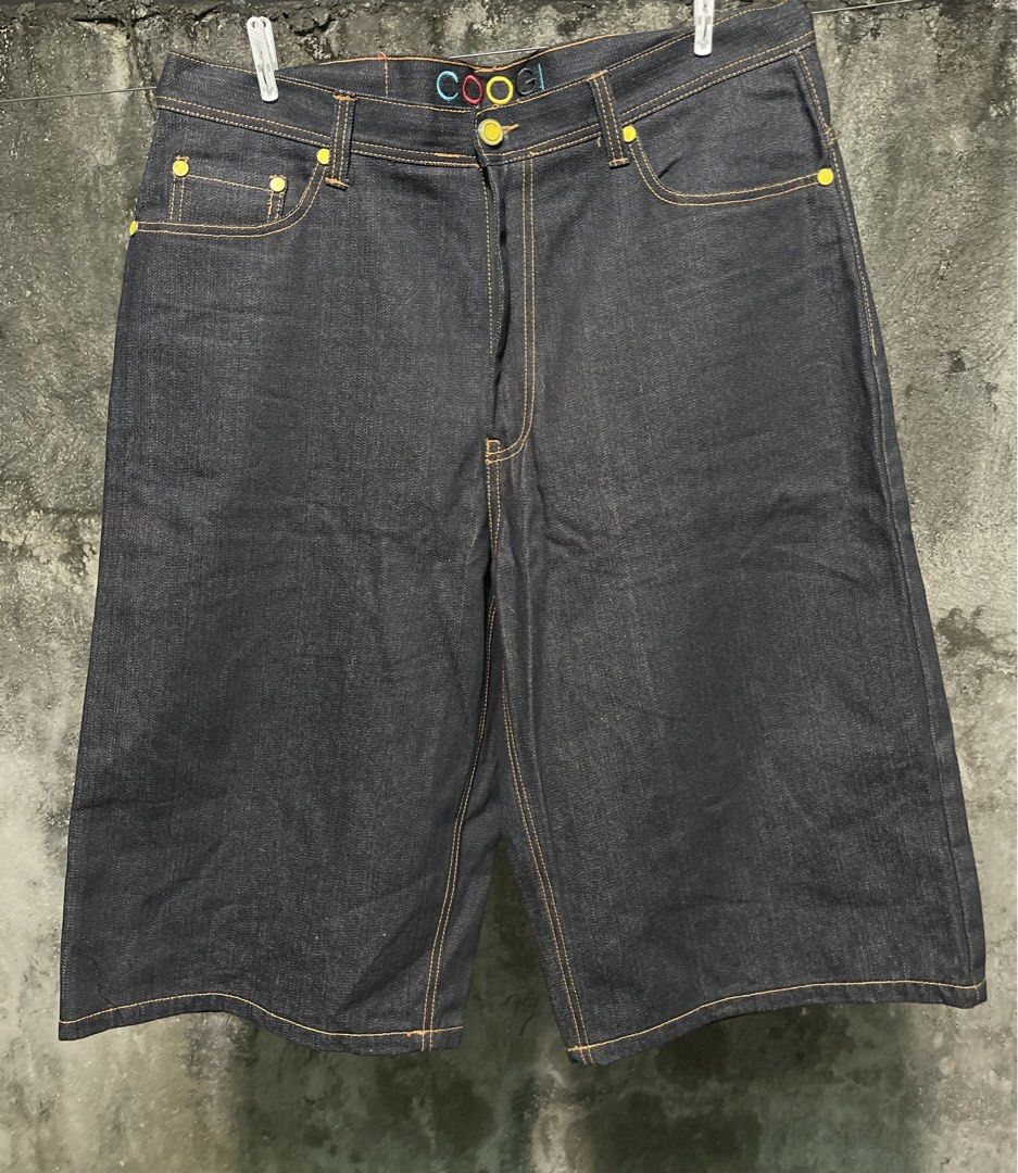 Rare Y2K Coogi Jorts (Category: Shorts) located in Manila. Submitted by thevintage90_sretro. (Listing ID 1425022348, Image 3). Description: Rare Y2K Coogi Jorts Size 40 on tag fit 38 | length 29 | leg opening 13 legit dm.