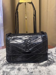 (Category: ) located in . Submitted by mavsthriftstore (Listing ID 1424929642, Image 1). Description: .