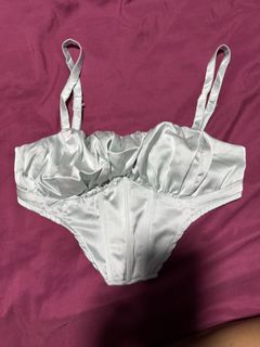 (Category: ) located in . Submitted by thewardroberevival (Listing ID 1424929682, Image 1). Description: .