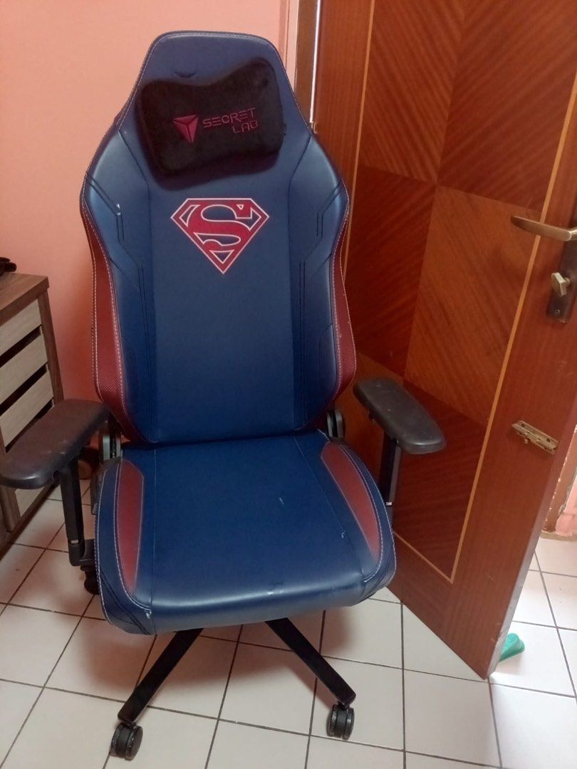 Secret Lab Superman Secretlab Superman Edition Gaming Chair, Furniture & Home Living ...