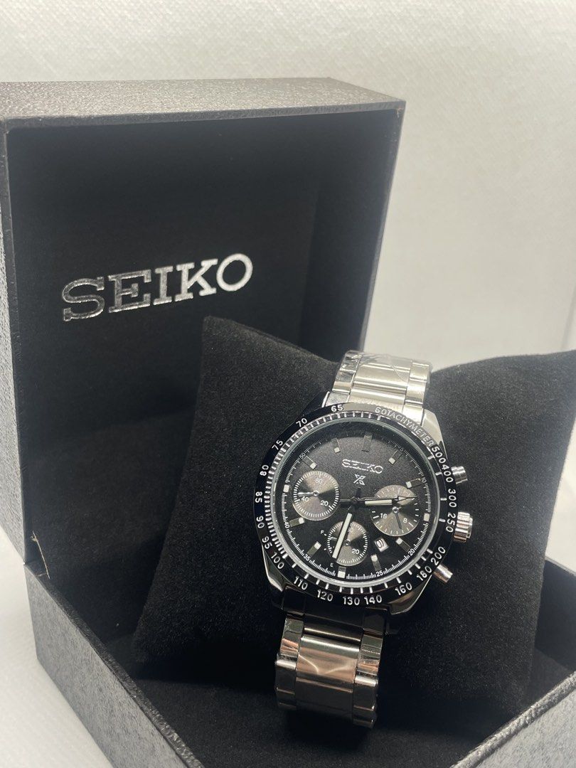 Seiko Prospex Speedtimer Solar Chronograph (Category: Men's Watches) located in Legazpi City. Submitted by gab_12 (Listing ID 1424980766, Image 1). Description: Seiko Chronograph⌚️ What you see is what you get‼️ ✅ Size: 39mm ✅ Premium Quality ✅ Condition: Brand New ✅ Glass: Scratch-proof Sapphire ✅ Metal: High-grade Steel ✅ Automatic Movement ✅ Bazel Color: Black Full Set: Box, and Bag 🛍️ PM is the key🔑 .
