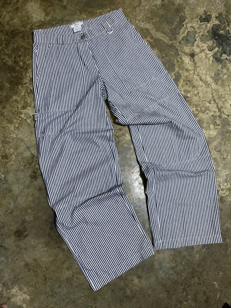 Siento BaggyPants (Category: Activewear) located in Braulio E. Dujali. Submitted by gabizz (Listing ID 1425011616, Image 1). Description: Siento Baggy Pants Dimes: W-32 L-42 Hem-10inch Asnew Condition No issue LightWeight Pants 450+sf 📥📥📥.
