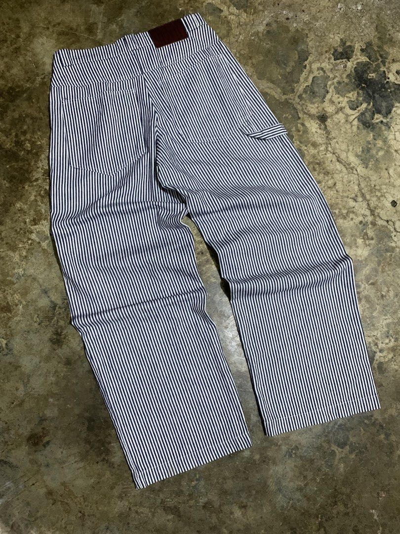 Siento BaggyPants (Category: Activewear) located in Braulio E. Dujali. Submitted by gabizz (Listing ID 1425011616, Image 2). Description: Siento Baggy Pants Dimes: W-32 L-42 Hem-10inch Asnew Condition No issue LightWeight Pants 450+sf 📥📥📥.