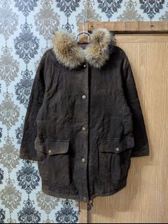 (Category: ) located in . Submitted by uniqlo.under.rm80 (Listing ID 1424906926, Image 1). Description: .