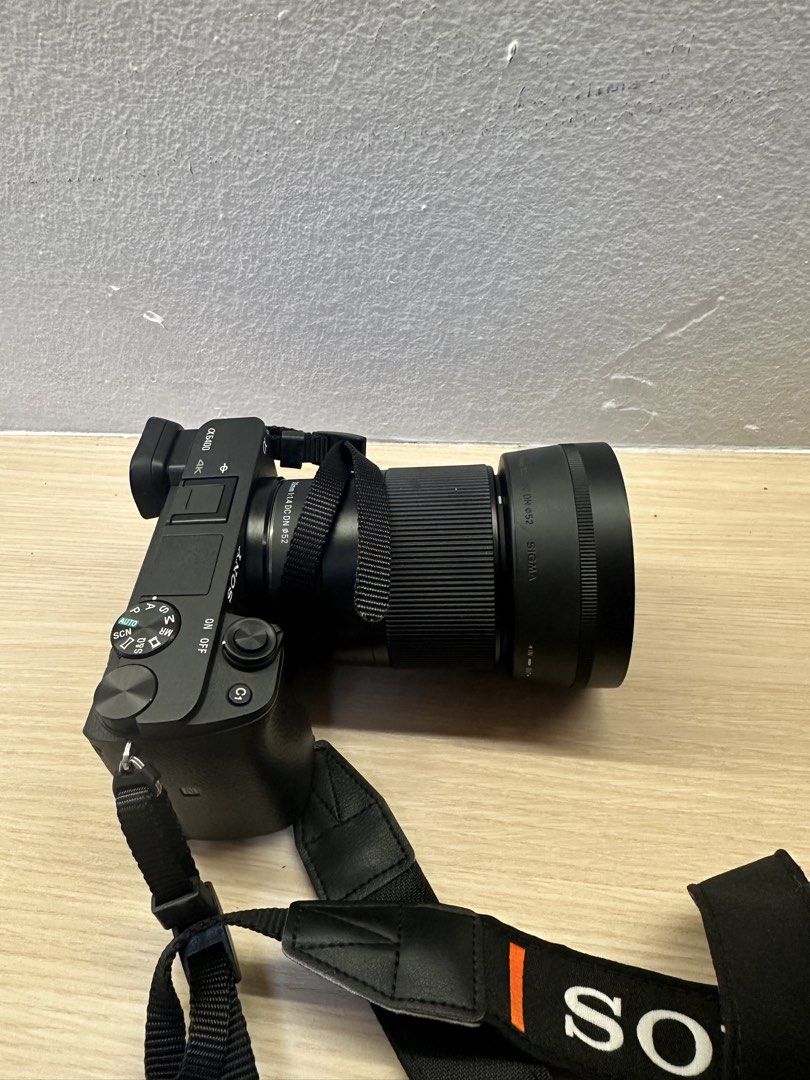 Sony a6400 +sony a550448753155221770242