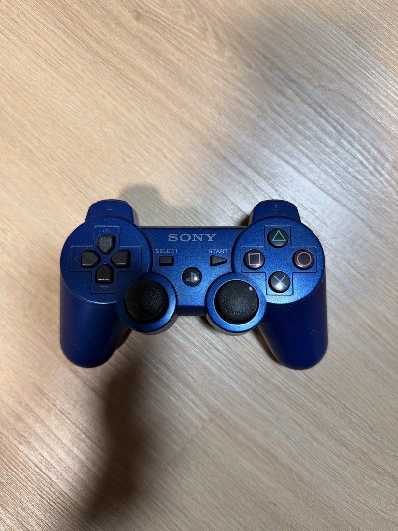 Sony PlayStation 3 DualShock 3 Controller (Category: Controllers) located in Makati City. Submitted by john.p1991 (Listing ID 1424977210, Image 1). Description: .