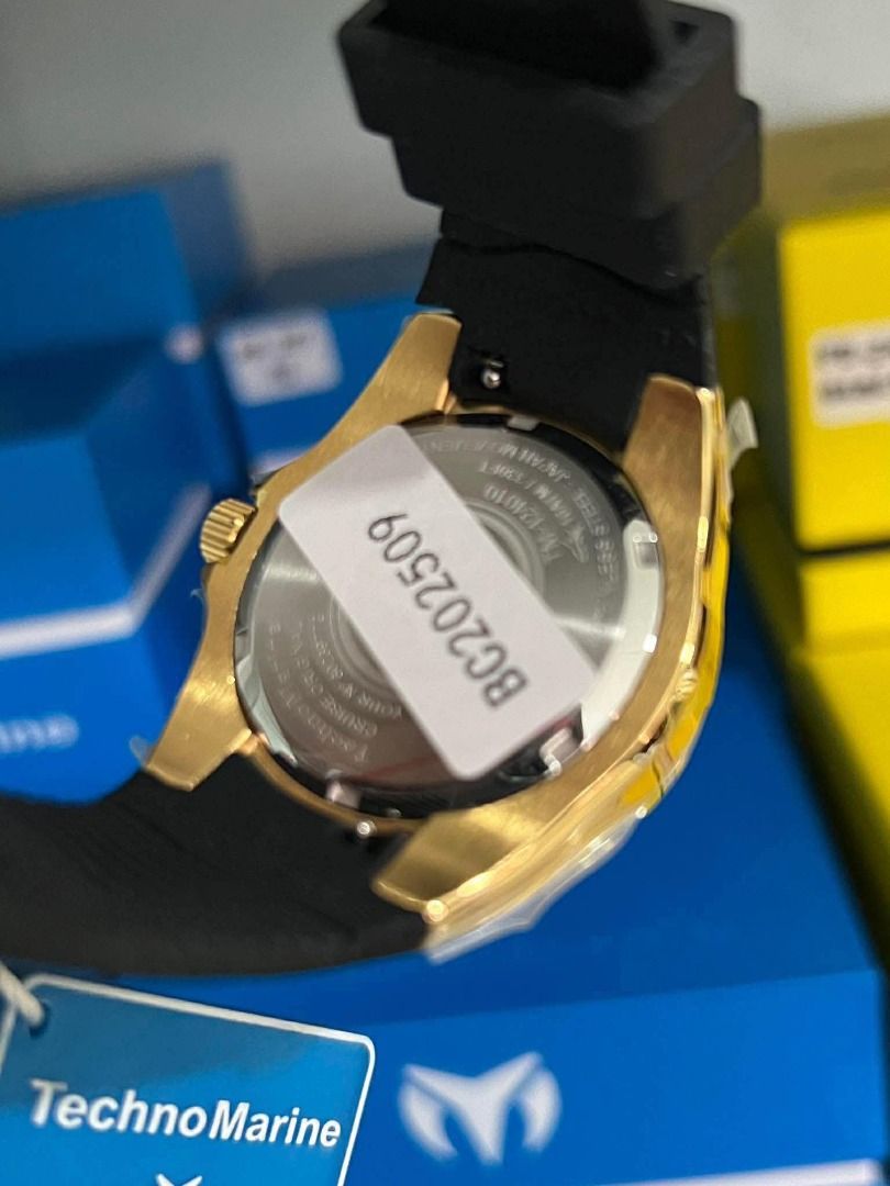 TechnoMarine Cruise TM-124010 With extra straps (Category: Women's Watches) located in Quezon City. Submitted by mjmbagsandwatches (Listing ID 1424908851, Image 2). Description: TechnoMarine Cruise TM-124010 ✅Php 8,099 each SET +sf ✅Size: 40mm unisex ✅With extra straps ✅Orig and brandnew ✅SRP/Mall price: 38k+ 📸 Actual Pictures Posted 📲 PM for orders and inquiries 📌Pinas Onhand & Ready to Ship 📌We can Ship Nationwide (+SF) 📌No Return, No Exch