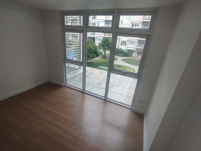 (Category: ) located in . Submitted by thegreatrealtor (Listing ID 1424944965, Image 1). Description: .