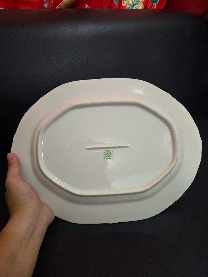 Vintage Noritake RC Serving Plate (Category: Dinnerware & Cutlery) located in Las Pinas. Submitted by gabriel8732 (Listing ID 1425026892, Image 3). Description: - Vintage Noritake RC serving plate. - Features an off-white color. - Elegant design with a unique edge. - Perfect for serving or display..