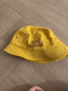 (Category: ) located in . Submitted by closetsale28 (Listing ID 1424906123, Image 1). Description: .