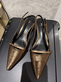 (Category: ) located in . Submitted by closetsale28 (Listing ID 1424967296, Image 1). Description: .