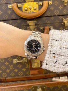 (Category: ) located in . Submitted by redrabbitluxury (Listing ID 1425181754, Image 1). Description: .