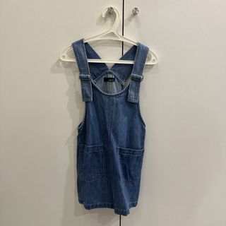 (Category: ) located in . Submitted by yaayoo (Listing ID 1425097500, Image 1). Description: .