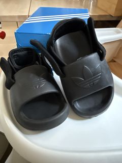 （分類：）位於 。 由 katiewongss 提交（商品編號 1425110287，圖片 1）。簡介： 。