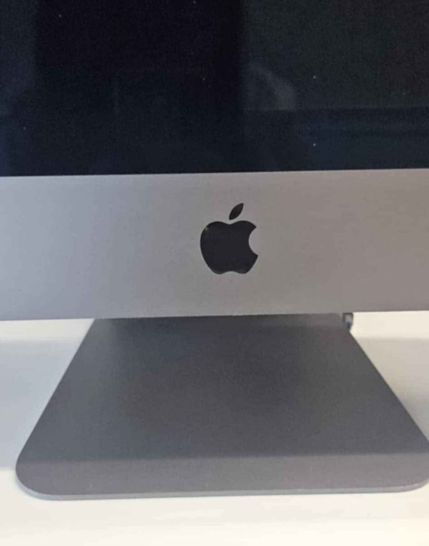 iMac (Category: Desktops) located in Manila. Submitted by mycheapcloset18 (Listing ID 1425163999, Image 2). Description: Apple iMac Pro 27 5K 8-Core Intel Xeon 3.2GHz/32GB//1TB/Radeon Pro Vega 56 Powerful iMac. Bought for 300k. No issue. 100 percent working. Selling for 120k only. Open to swapping to MacBook Pro M4 pro and up. Used for heavy duty workloads in photoshop. - 3.2GHz 8-core Intel Xeon processor - Turbo Boost up to 4.2GHz - 32GB memory