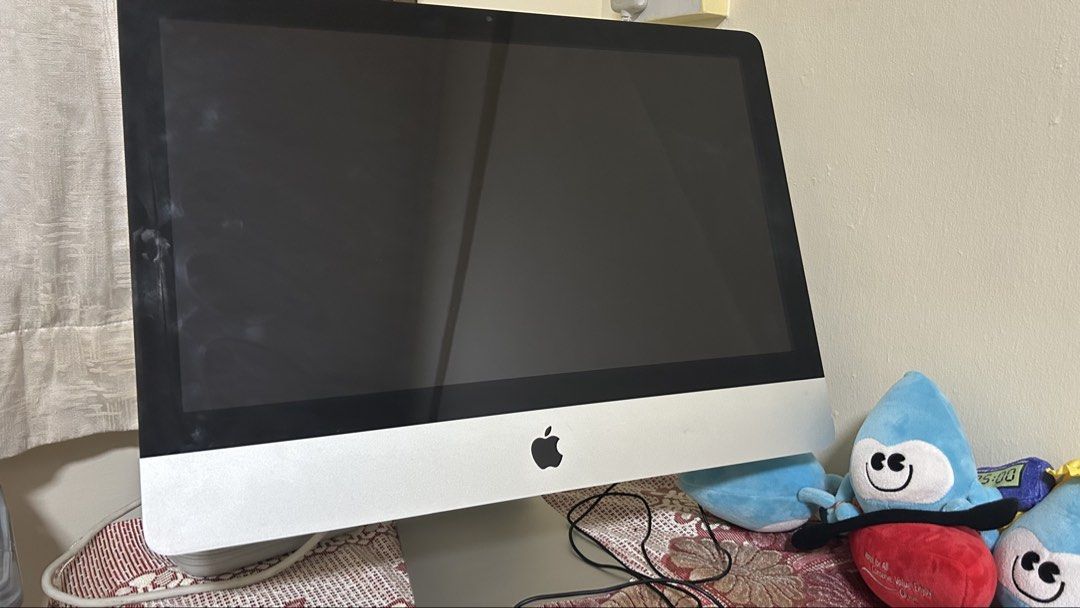 Apple iMac Desktop Computer65672426402305110