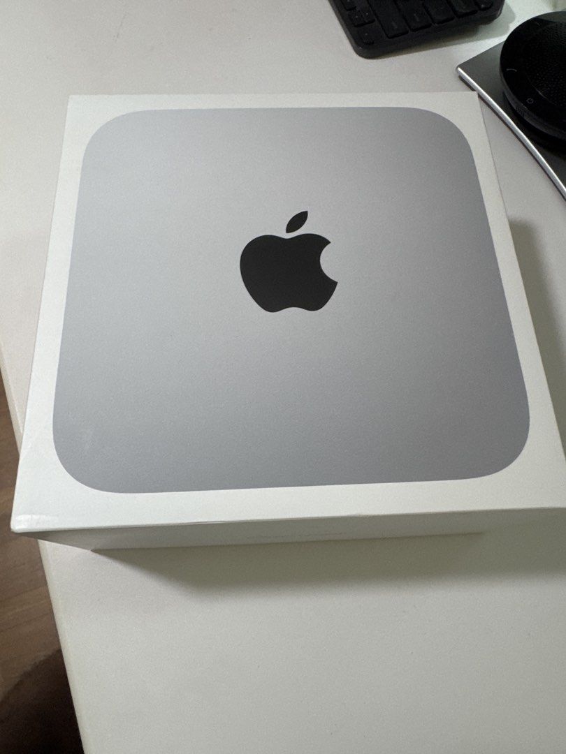 Apple Mac Mini - M2, 8GB Memory / 256 GB SSD