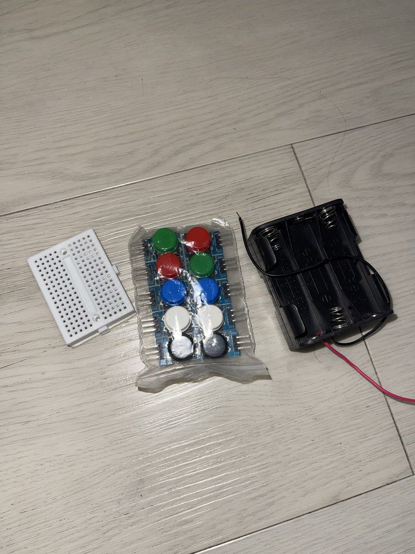 Arduino Buttons, Breadboard, Battery Holder Modules