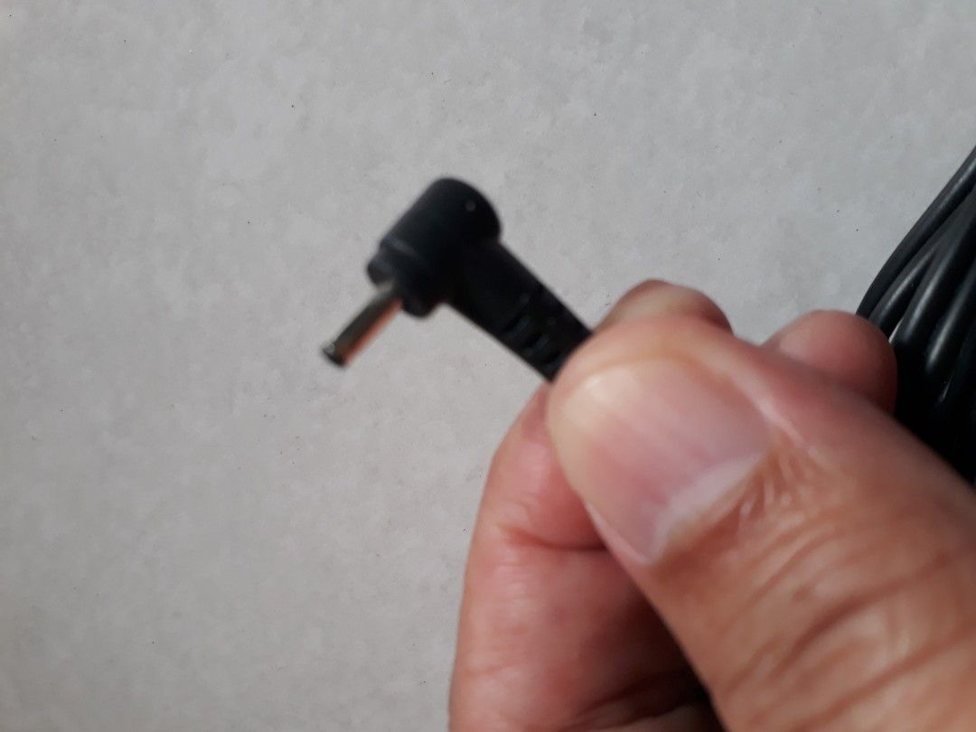 ASUS AC/DC Adapter406003097745510403