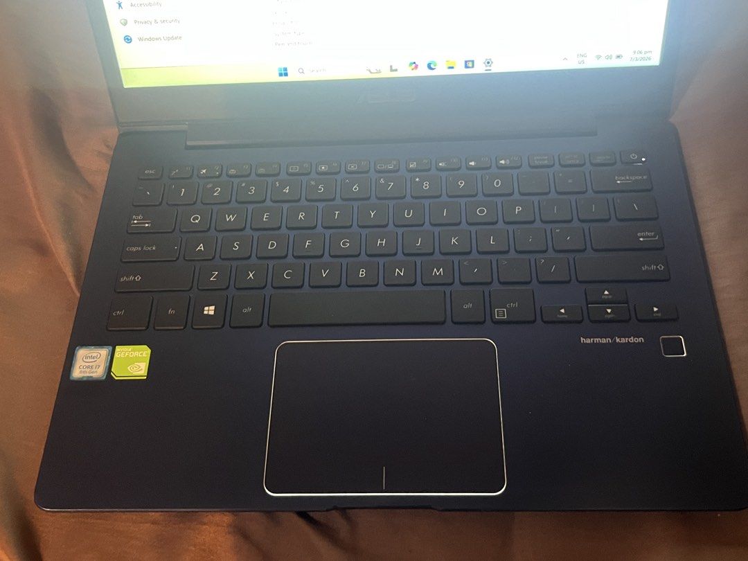 ASUS Laptop - UX331U420569609929369603