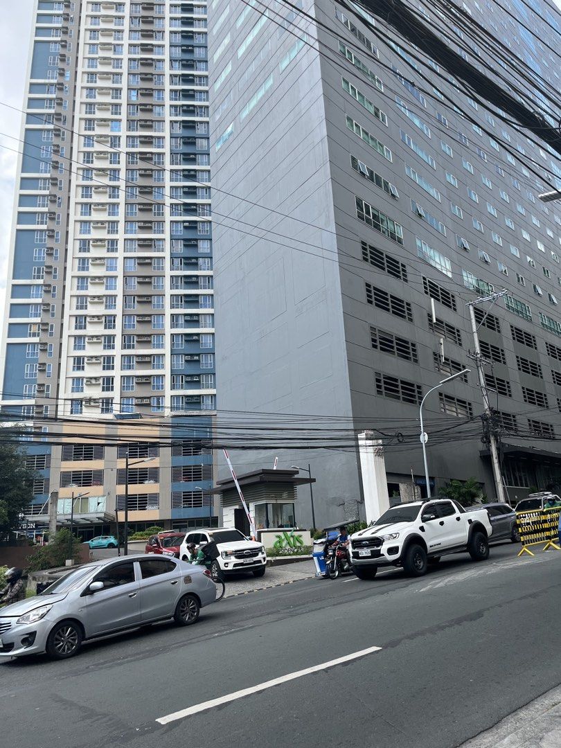 AXIS Residences studio for sale or lease (Category: Apartments & Condos) located in Makati City. Submitted by swiftpenguin.f78990 (Listing ID 1419394125, Image 2). Description: Hello, not my place - just helping a friend. Developer: Robinsons Land Condominium: Axis Residences Location: Pioneer Mandaluyong Floor area: 27.08 Floor: 29th Remarks: walking distance to MRT Boni. HOA, property tax, utilities are updated. Furnished aircon included. RFS: 