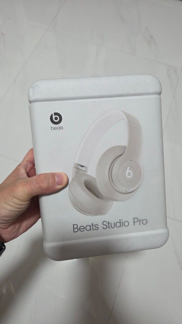 Beats Studio Pro Headphones - White
