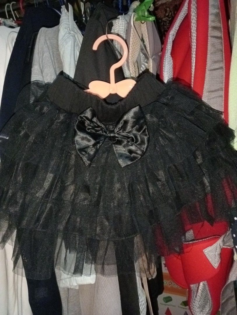 Black and Purple Tutu Skirts (Category: Babies & Kids Fashion) located in Taytay. Submitted by mama.abs (Listing ID 1425134007, Image 1). Description: buy 1 take 1 skirt best fit: 2-3 yrs old .