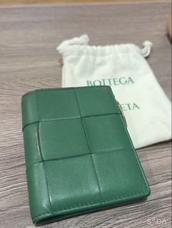 由 lien__hh (刊登 ID 1425075157，圖片 1) 提交，位於 的 (類別：)，說明：。