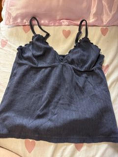 (Category: ) located in . Submitted by helptoclearmycloset (Listing ID 1425144065, Image 1). Description: .