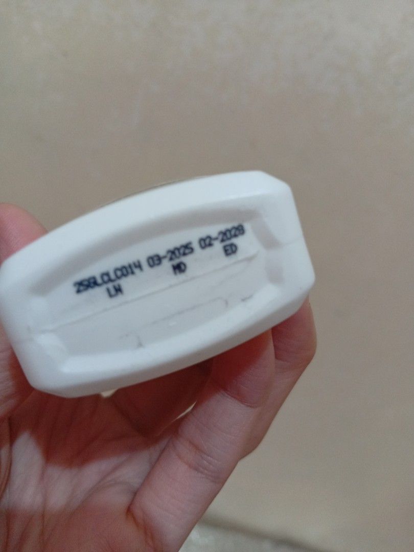Cetaphil skin cleanser - (Category: Face Care) located in Las Pinas. Submitted by littlefiyas (Listing ID 1425116635, Image 2). Description: declutter Reason for selling - not using anymore brandnew deliver via lalamove or Lbc Cop .