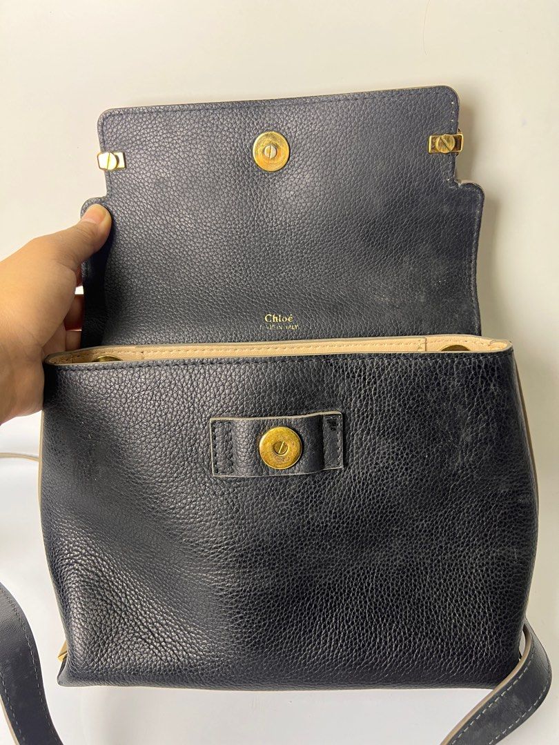 Chloé Clare (Category: Luxury Bags & Wallets) located in Baguio. Submitted by chiechie1234 (Listing ID 1425210420, Image 3). Description: Chloé Clare.