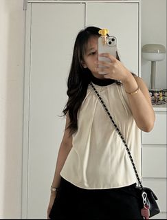 (Category: ) located in . Submitted by dm_preloved (Listing ID 1425064178, Image 1). Description: .