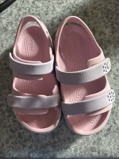 (Category: ) located in . Submitted by singapore2070 (Listing ID 1425136043, Image 1). Description: .