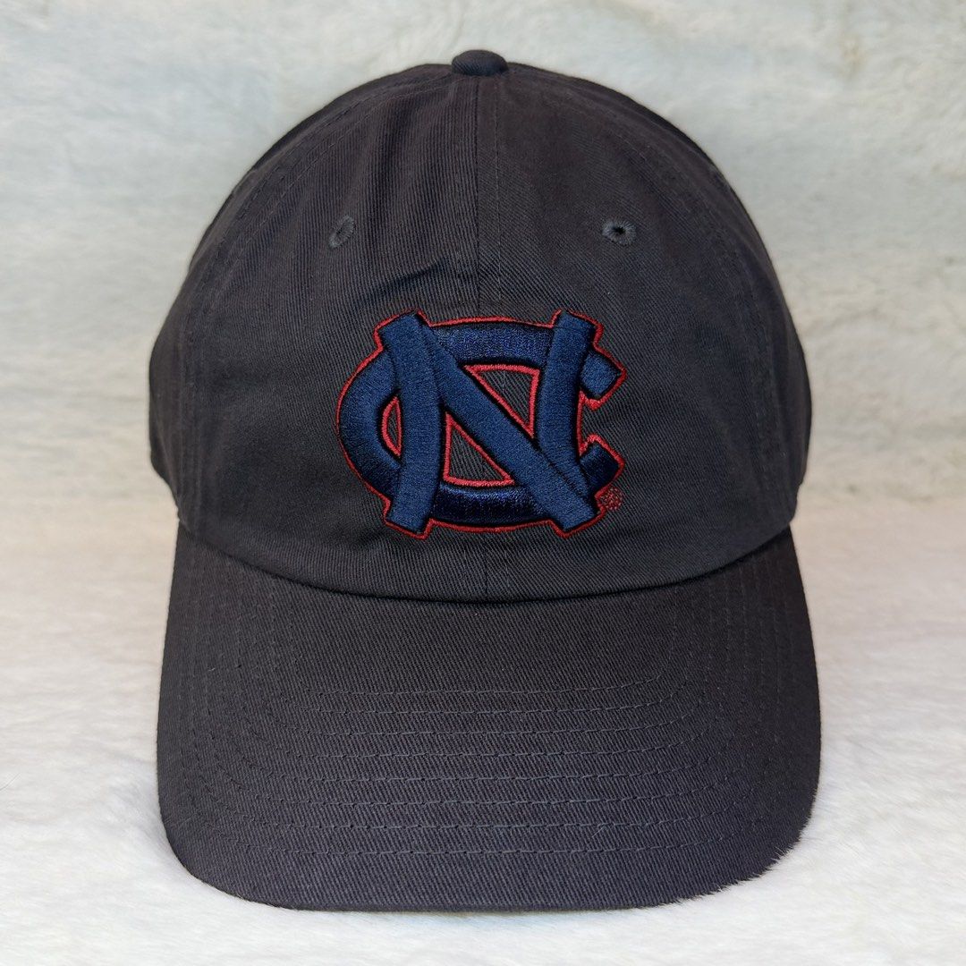 Dad hats by Fan Favorite (Category: Caps & Hats) located in Makati City. Submitted by ahsupply (Listing ID 1424769013, Image 2). Description: ⭐️Brandnew⭐️ - Fan Favorite Dadhat - Original - 400 each, get 2 for 750 For faster response, please call or text: 09276106386.