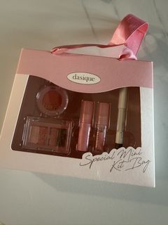 （分類：）位於 。 由 Wardrobegoodies 提交（商品編號 1425207866，圖片 1）。簡介： 。