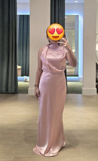 (Category: ) located in . Submitted by shophub2019 (Listing ID 1425155653, Image 1). Description: .