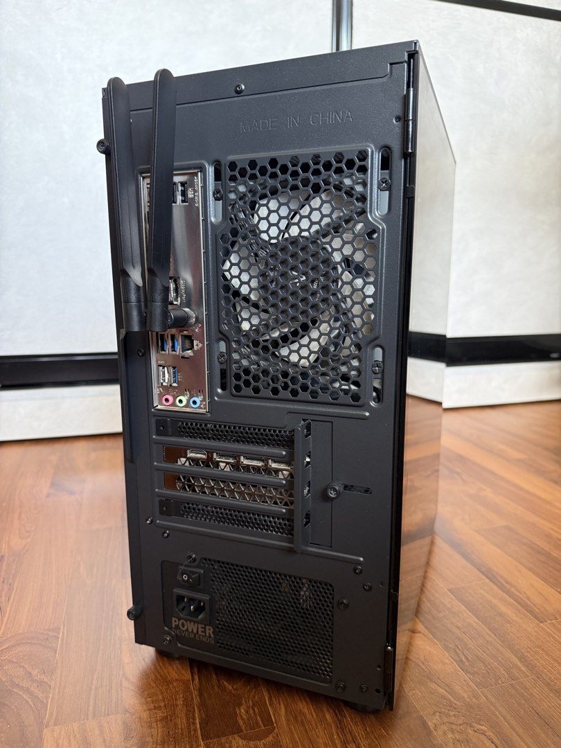 Gaming PC - Desktop Aftershock65694859136259112