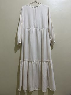 (Kategori: ) berada di . Dikirim oleh declutterby_sya (ID iklan 1425135434, Gambar 1). Deskripsi: .