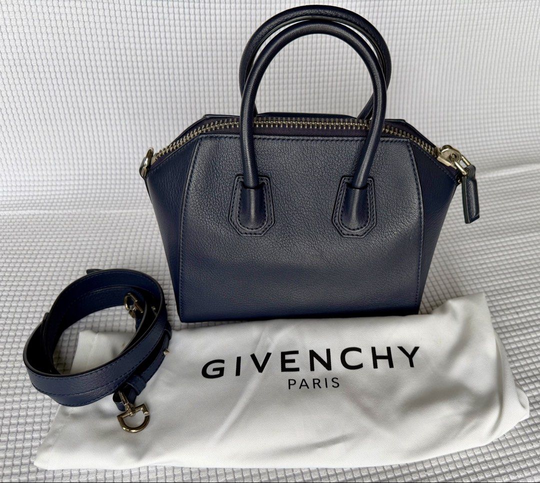 Givenchy Antigona Mini Handbag (Category: Luxury Bags & Wallets) located in Manila. Submitted by mr.arnie (Listing ID 1425222677, Image 2). Description: Complete set Like new condition .