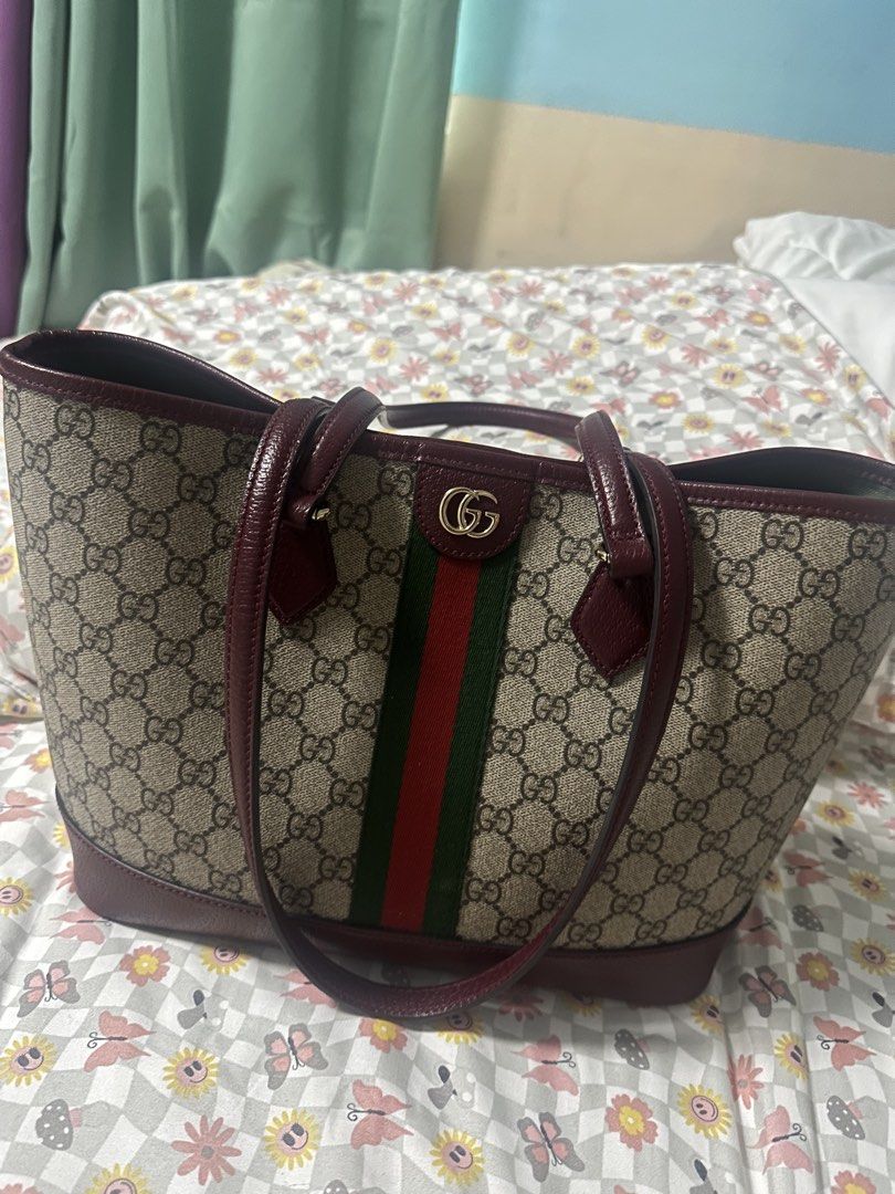 Gucci GG Supreme Tote Bag (Category: Luxury Bags & Wallets) located in Marikina City. Submitted by angel4u (Listing ID 1425092213, Image 2). Description: Original Gucci Orphidia Bag Medium size bought at gucci store shangrila last july 2025 in very good condition. retails at 120K selling for only 50,000 good as new bagong bago and no flaws with receipt from store, box , paper bag , care cards and dustbag very good deal. money back if proven fake.