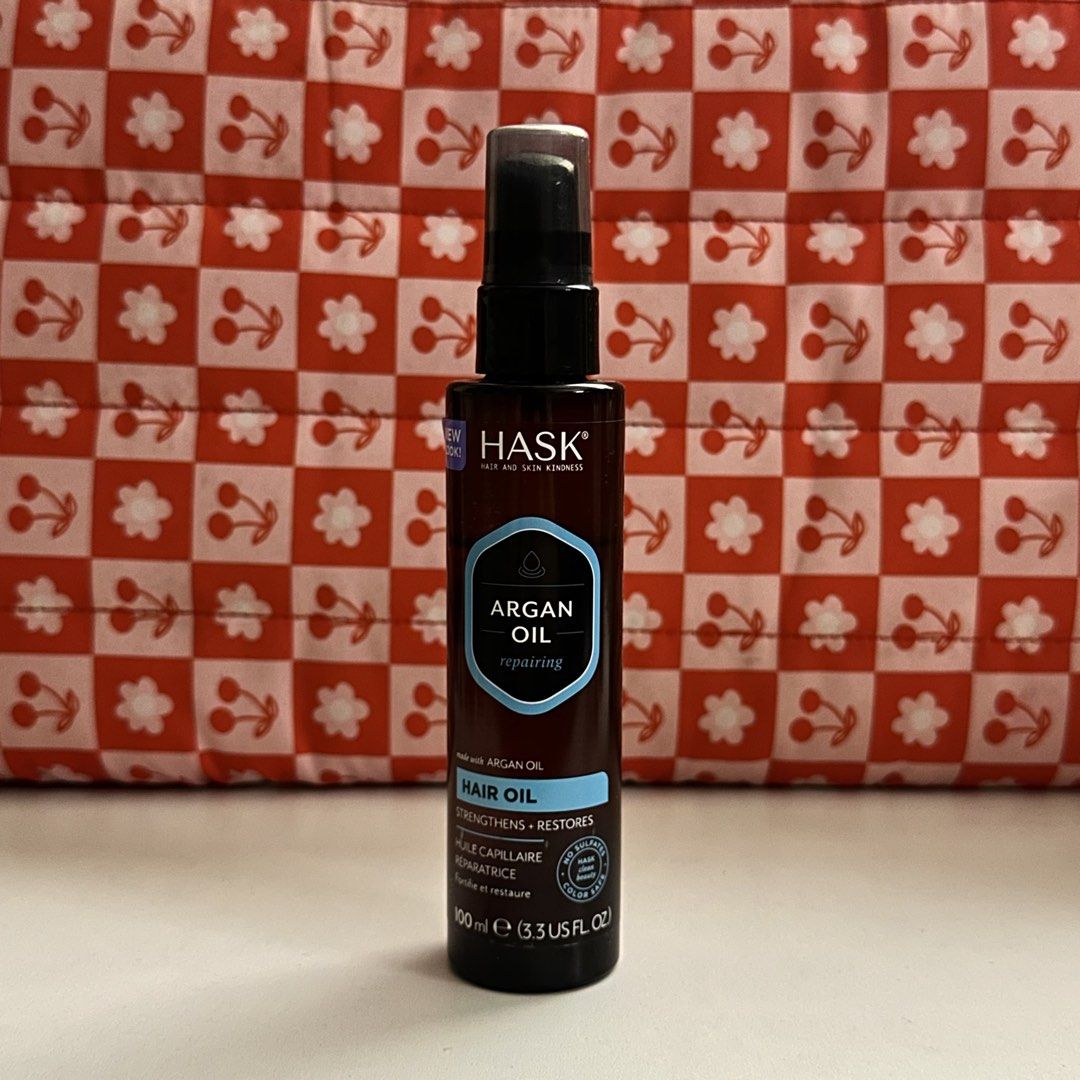 Hask Argan Hair Oil [repairing] (Category: Hair) located in Mandaluyong City. Submitted by kopitiandbiscuits (Listing ID 1425181828, Image 1). Description: Hask Argan Oil [repairing] - About 80% of the product still available - ₱599 NO j&t - Grab/Lalamove/Angkas/Moveit only..