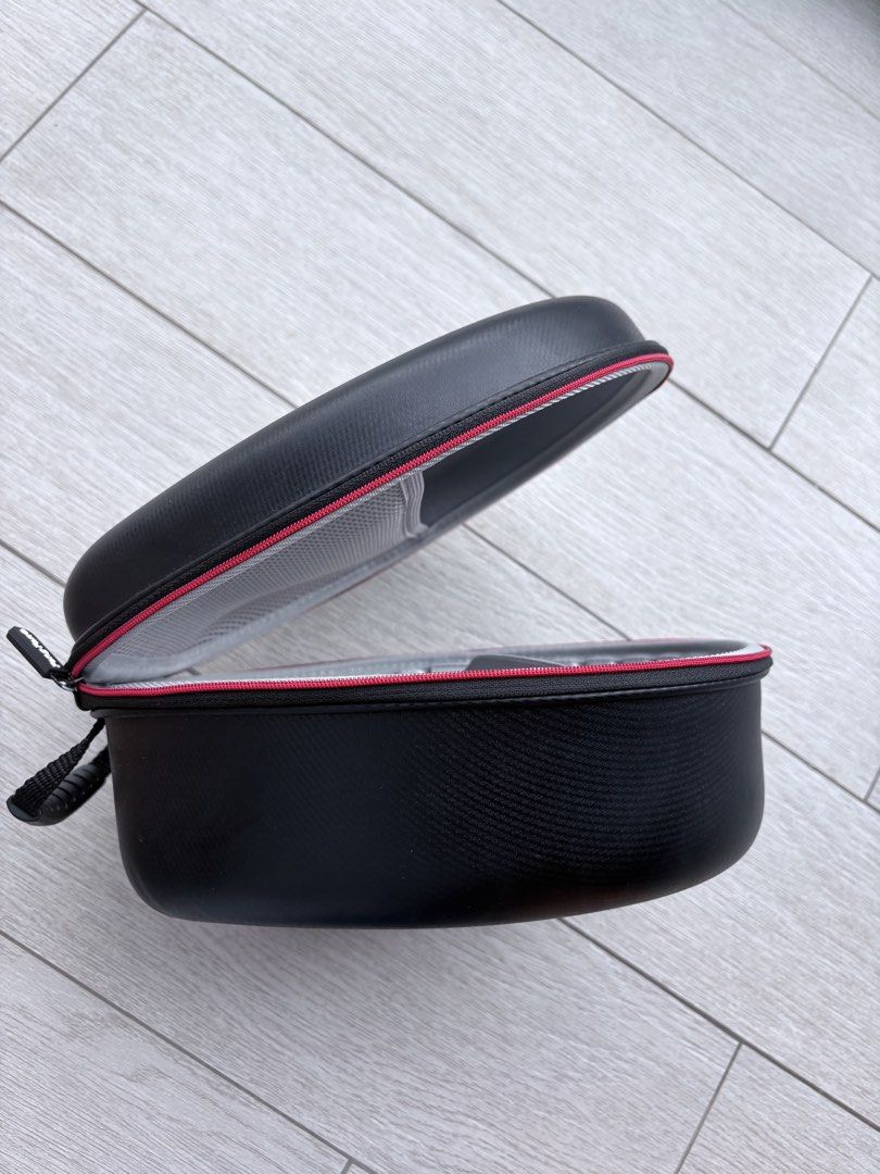 Headset case65671951240451110