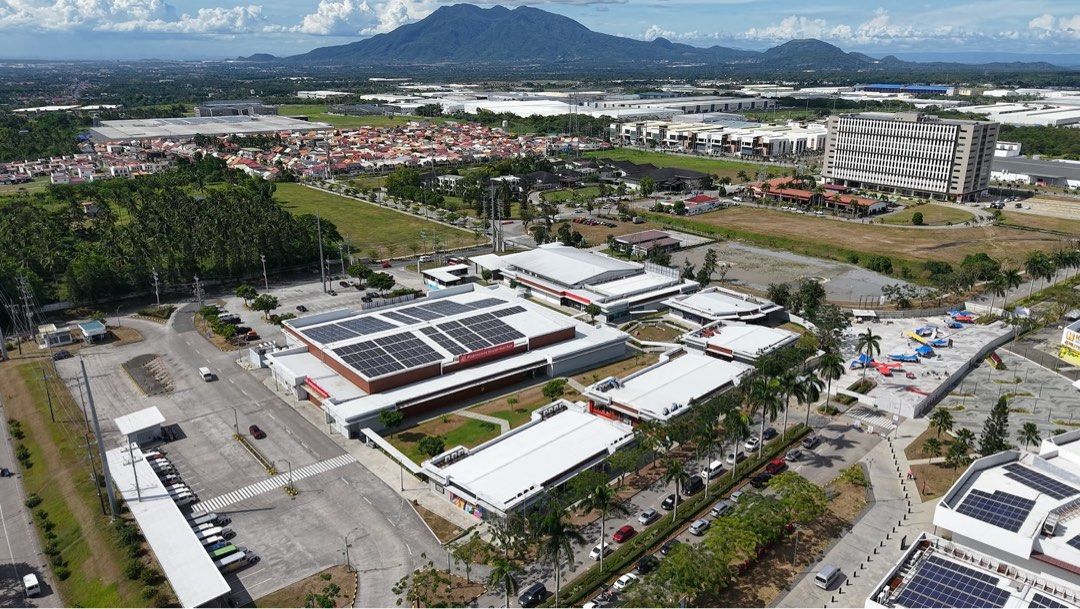 Industrial Lot in Lipa Batangas (Category: Lot) located in Makati City. Submitted by joie_09176718524 (Listing ID 1425223366, Image 2). Description: No waiting. No delays. Start building your warehouse for the SOUTH market immediately. Build right away at Lima Industrial Estate in Lipa, Batangas by Aboitiz Economic Estates. Ready-to-build industrial lots with complete infrastructure, utilities, and PEZA registration already in place—inside a full