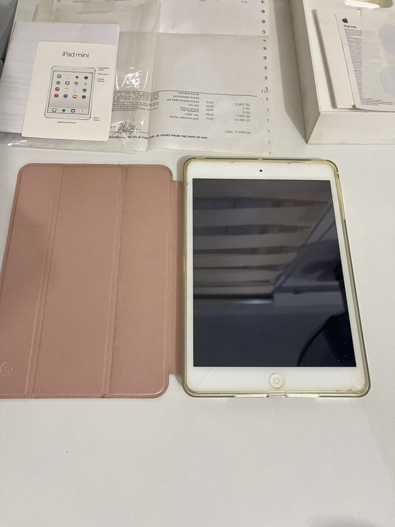 iPad Mini 2 Wifi 32GB (Category: iPad) located in San Mateo. Submitted by kimmie36512 (Listing ID 1425128329, Image 3). Description: Selling my iPad mini 2 Wi-Fi 32GB - Silver Bought for ₱14,490 Selling for ₱7,500 Rfs: Hindi na nagagamit. With case, charger, receipt and box pa 😊 Meet up: SM North Edsa / SM San Mateo (with hf) .
