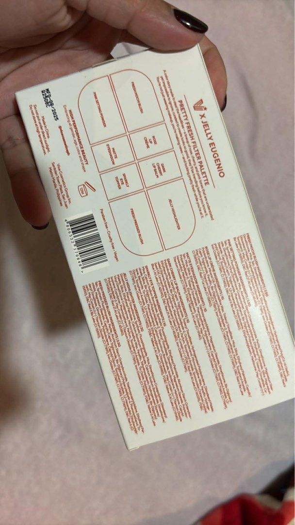 JELLY EUGENIO PRETTY FRESH PALETTE (Category: Makeup) located in Marikina City. Submitted by Summerscrystalworld (Listing ID 1425075008, Image 2). Description: BRAND NEW AND SEALED LIMITED EDITION LAST PRICE POSTED.