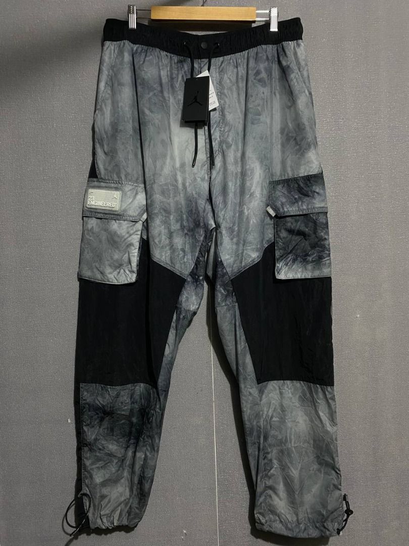 Jordan 23 Engineered Printed Cargo Pants (Category: Joggers) located in Antipolo. Submitted by mogulcollective (Listing ID 1425190754, Image 1). Description: Jordan 23 Engineered Printed Cargo Pants 2 sizes available Authentic Brand new with hangtag, need wash lang po, minor storage dirt 3XL on tag Waist - 34-40 Length - 43 Leg Opening - 7.5 (with adjustable cord lock) Brand new with hangtag 2XL on tag Waist - 32-38 Length - 42 Leg Opening - 7 (w