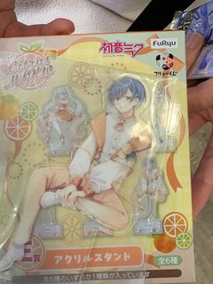 （分類：）位於 。 由 Ellieeee 提交（商品編號 1425122969，圖片 1）。簡介： 。