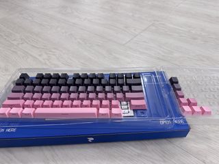 (Category: ) located in . Submitted by ryanliew85 (Listing ID 1425157868, Image 1). Description: .