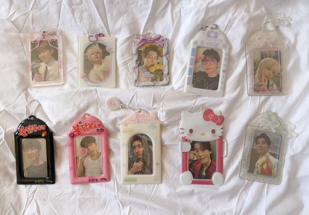 K-Pop Photo Card Holders (Category: K-Wave Merchandise) located in Quezon City. Submitted by aatjdms (Listing ID 1425111932, Image 1). Description: pc holders decluttering 🚨 photocards not included! check availability here: ✖ | ✖ | ₱150 | ✖ | ✖ ₱100 | ₱100 | ✖ | ₱100 | ₱100.
